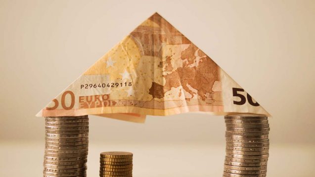 5 faktor yang mempengaruhi harga emas