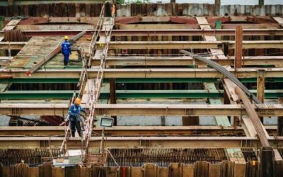 Pembangunan Jembatan dan Irigasi untuk Petani 