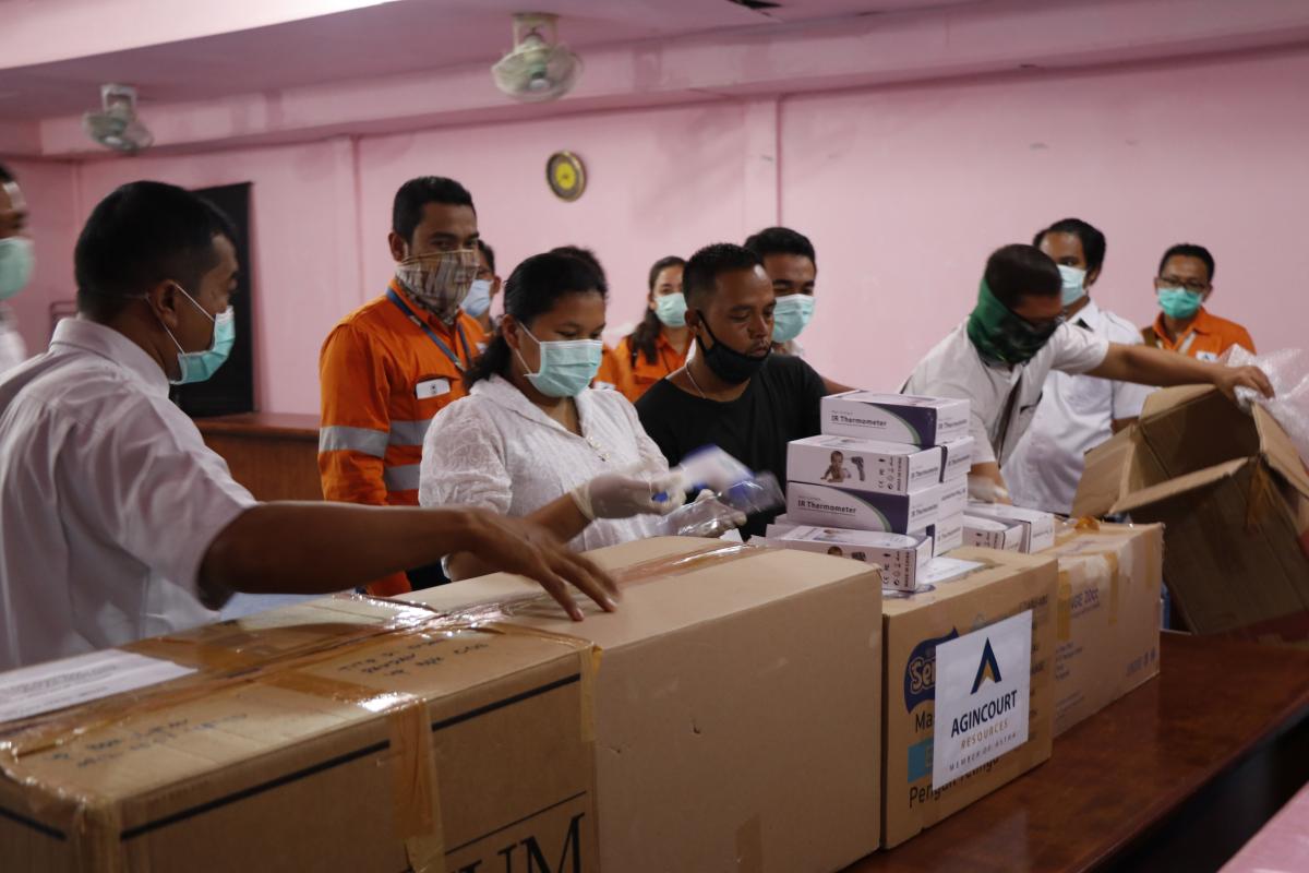 Tambang Emas Martabe Serahkan Bantuan APD dan kebutuhan utama lainnya untuk wilayah Tapanuli Tengah