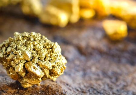 Manfaat Tambang Emas dalam Kehidupan