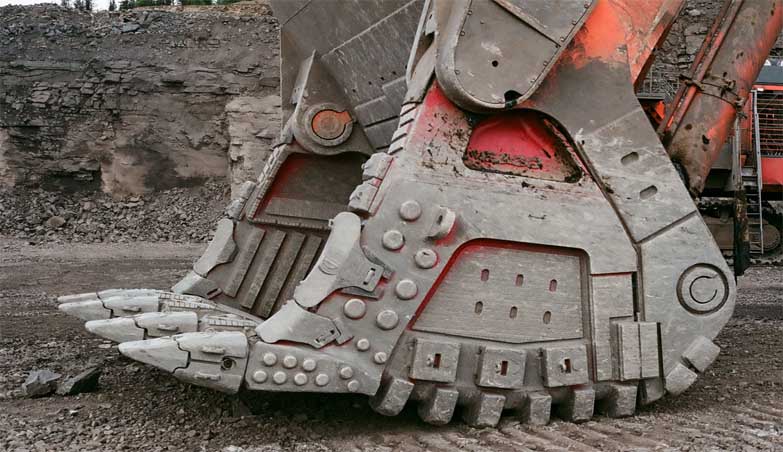 rata rata umur pertambangan emas dan durasi operasional yang berjalan