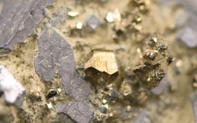 Wajib Tahu, Inilah Pengertian Barang Tambang Emas