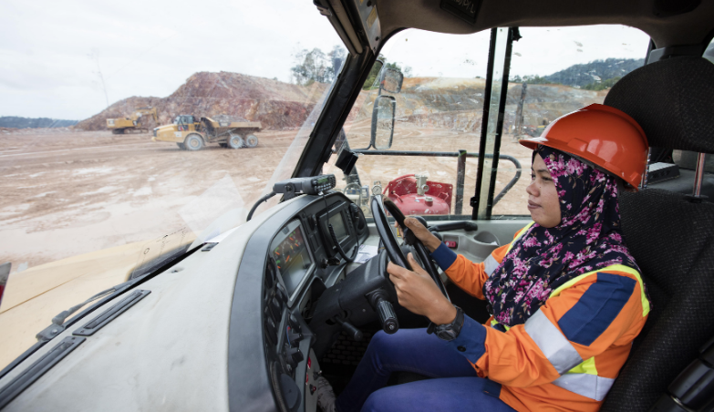 tambang-mas-martabe-terapkan-sistem-k3-terbaik-di-industri