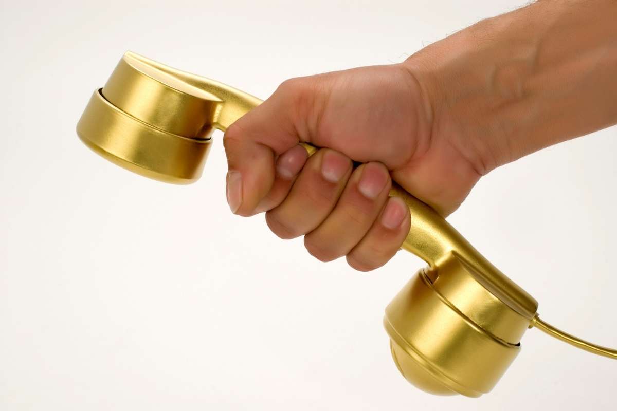 benda-yang-mengandung-emas-yang-ada-disekitar-anda-agincourt