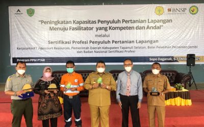 Supporting South Tapanuli Agricultural Progress Agincourt Resources Facilitates Field Agricultural Counselling Professional Certification 