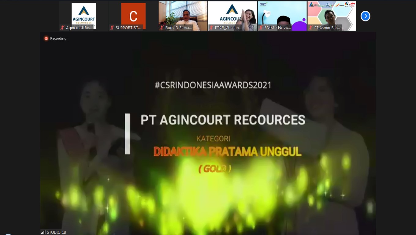 Gold Award Didakta Pratama Unggul (Bidang Pendidikan) Program E-Coaching Jam Martabe