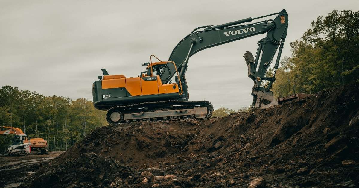 9-alat-alat-pertambangan-yang-sering-digunakan-agincourt