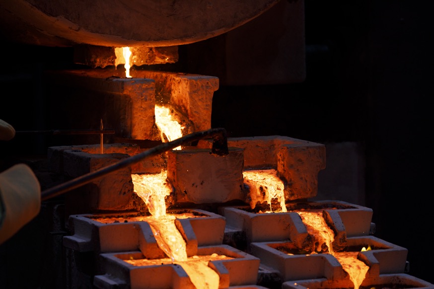 Advantages and Disadvantages of Gold Savings