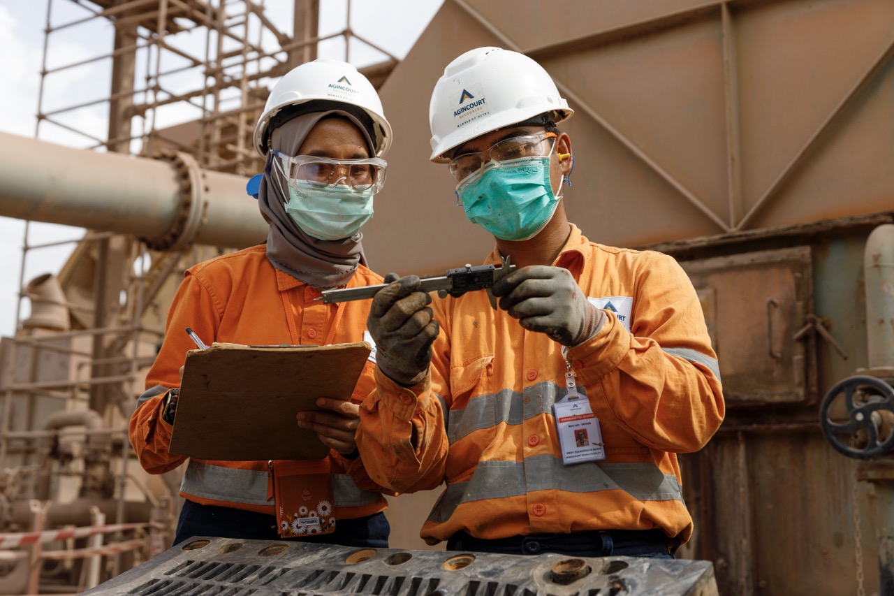 10 PPE That Must be Worn by Mining Workers