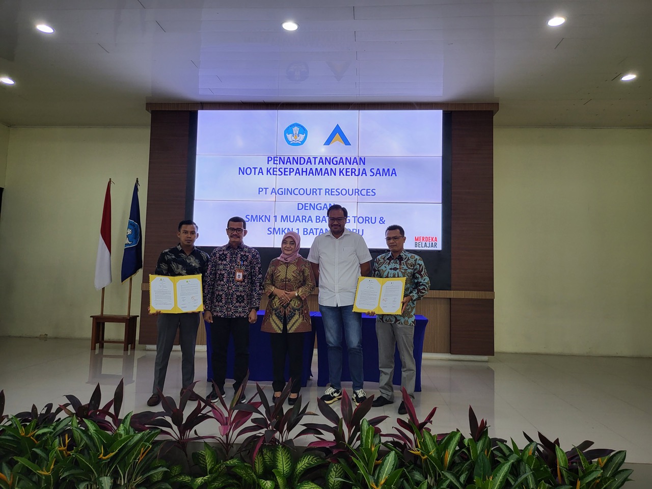 IMPROVING the Quality of Agricultural Vocational Education, Agincourt Resources Signed Cooperation Agreement with BBPPMPV of Agriculture 