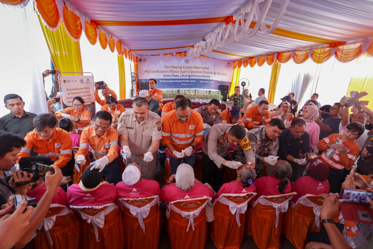 Martabe Gold Mine's 2023 "Buka Mata, Lihat Indahnya Dunia" Free Cataract Examinations and Surgeries Officially Launched 