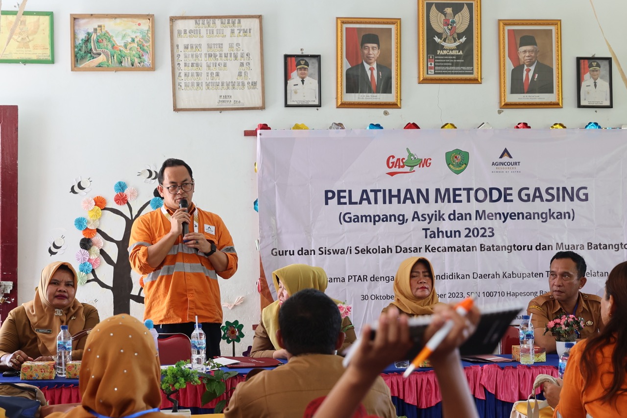 guru-dan-siswa-tingkat-sd-batangtoru-dan-muara-batangtoru-dilatih-metode-gasing