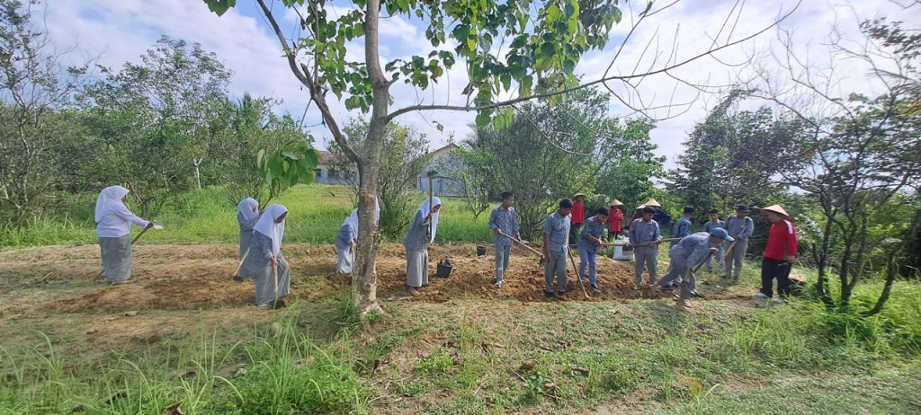 Agincourt Resources Supports the Implementation of Teaching Factory to Promote Industry-Based Schools 3