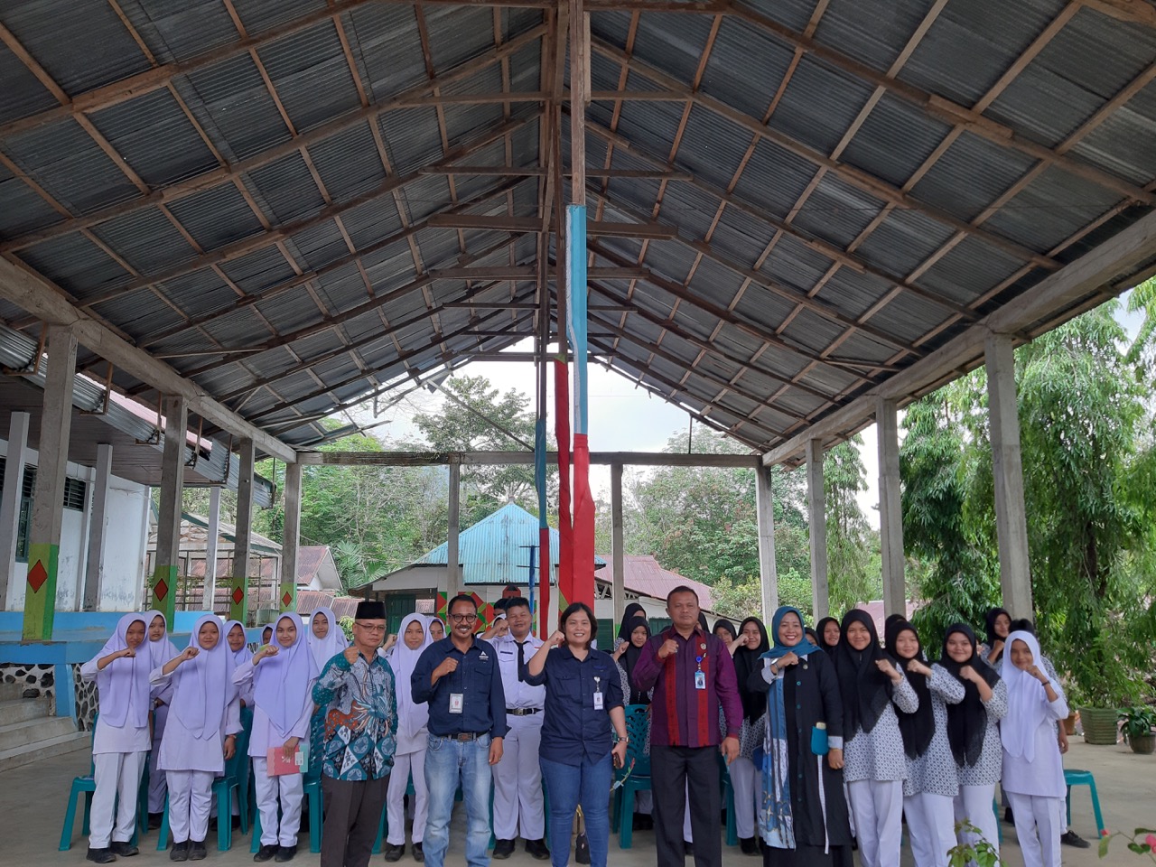 agincourt-resources-memperkenalkan-program-beasiswa-martabe-prestasi-di-sekolah-sekolah-kabupaten-tapanuli-selatan