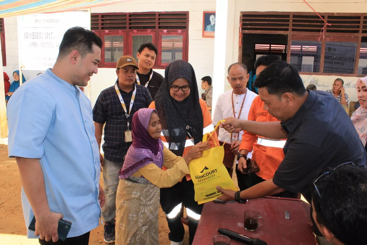 dokter-spesialis-masuk-desa-hadir-lebih-dekat-bagi-masyarakat-desa-pargarutan-harangan-thumbnail