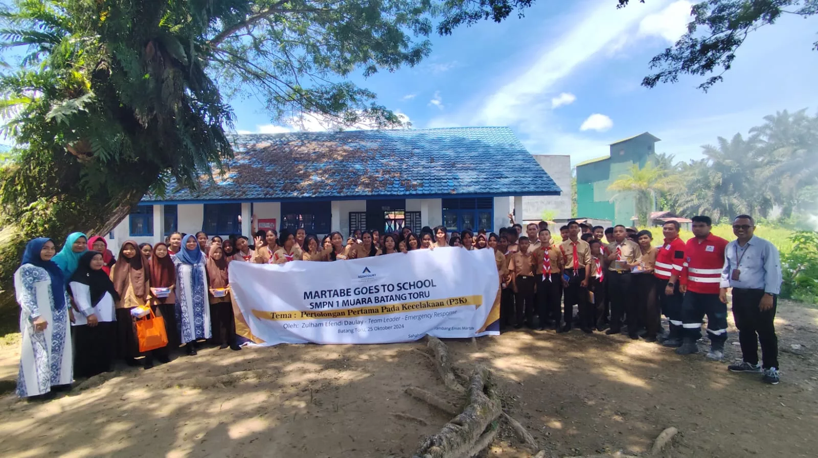 Ready to Be Rescuers! Students of SMP Negeri 1 Muara Batang Toru Receive First Aid Training from Agincourt Resources