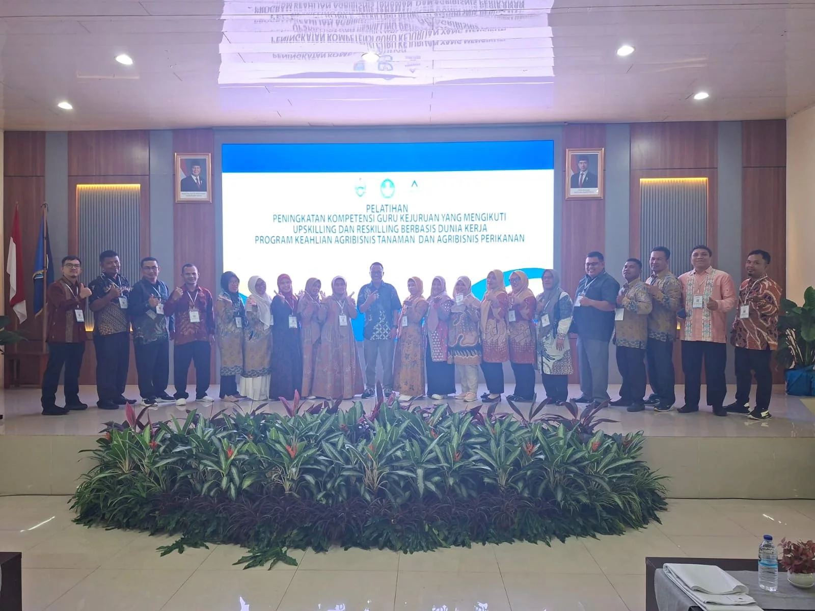 tingkatkan-kualitas-terampil-kompetensi-agincourt-resources-berdayakan-guru-vokasi