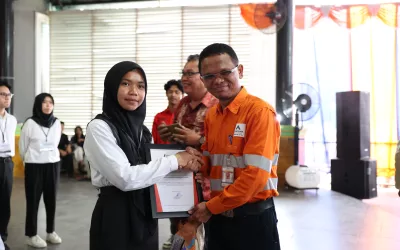 569 Students is Awarded the 2025 Martabe Prestasi Scholarship, Agincourt Resources Disburses Rp5.97 Billion