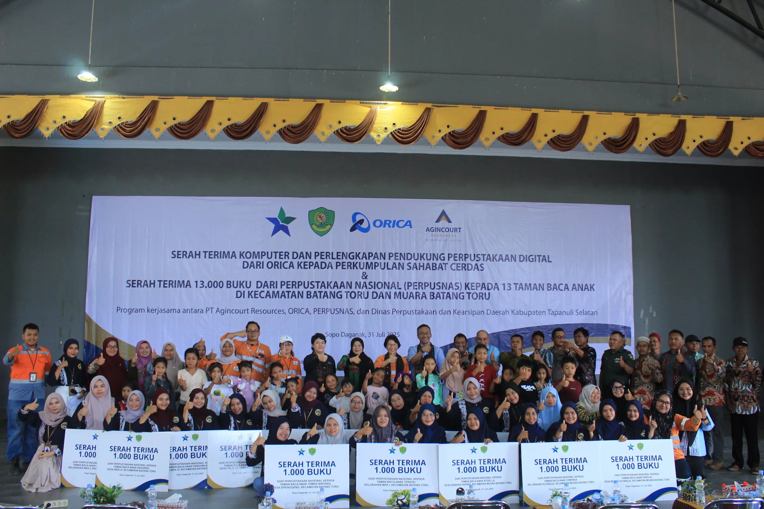 menyalakan-asa-dan-cita-melalui-serah-terima-komputer-dan-buku-untuk-persada-dan-taman-baca-anak