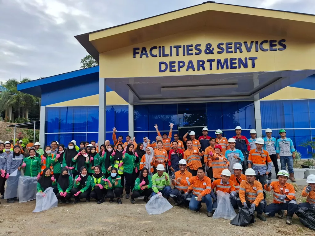 cleaning-together-protecting-the-earth-forever-clean-up-day-2025